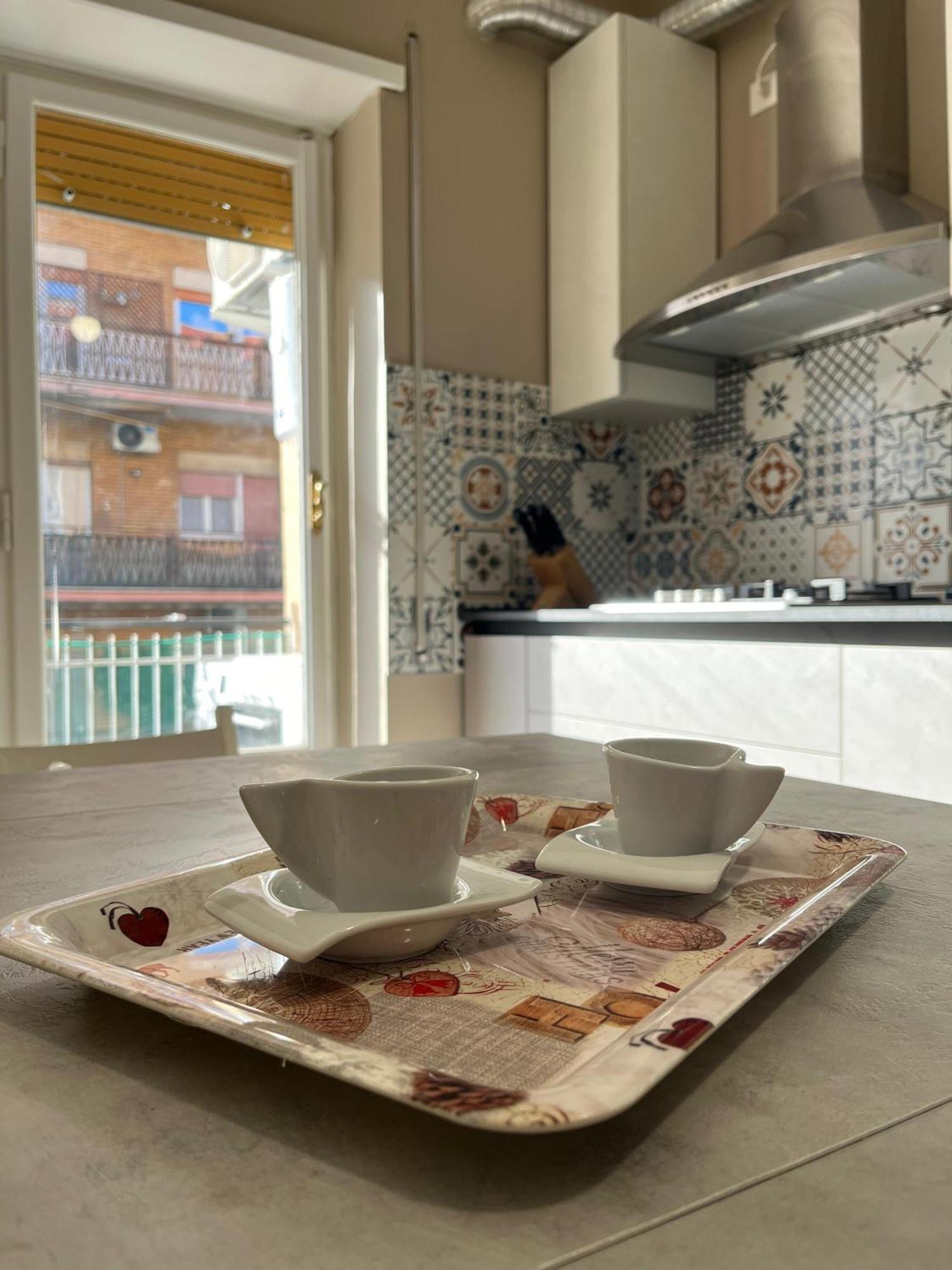Smart Home Tiburtina ローマ エクステリア 写真