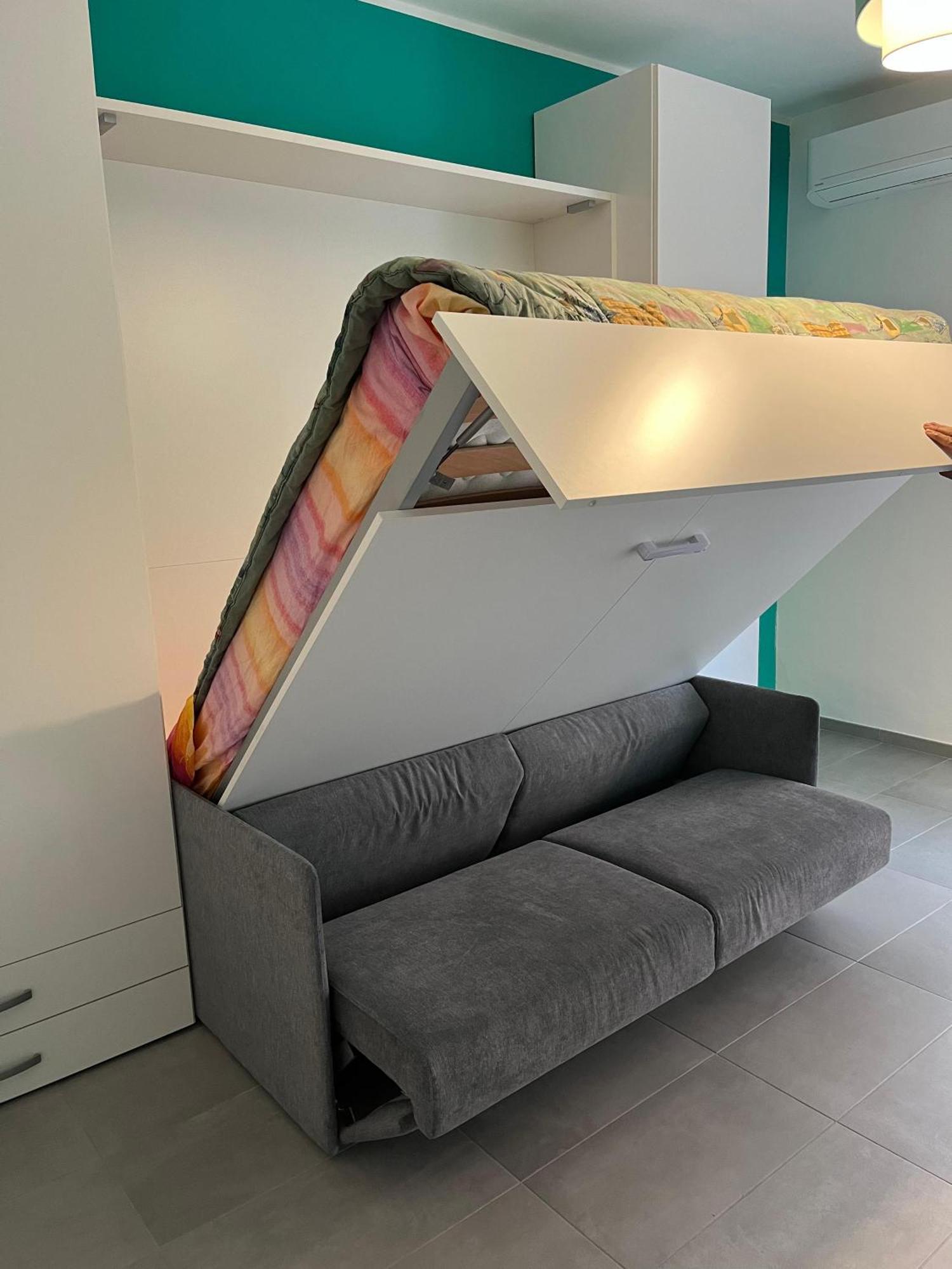 Smart Home Tiburtina ローマ エクステリア 写真